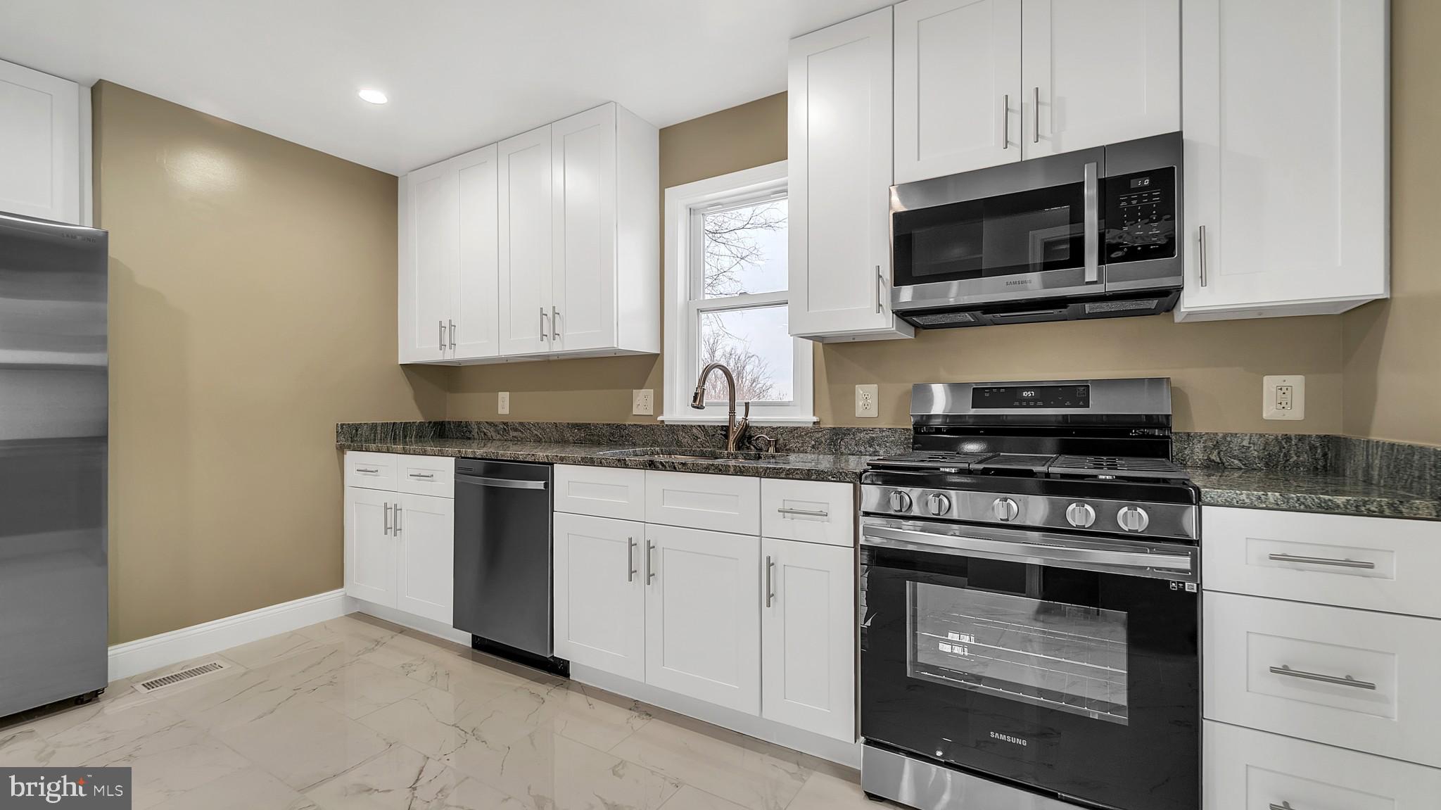 5504 Decatur Street Hyattsville, MD 20781 - Photo 5 of 30 Gallery Image 5