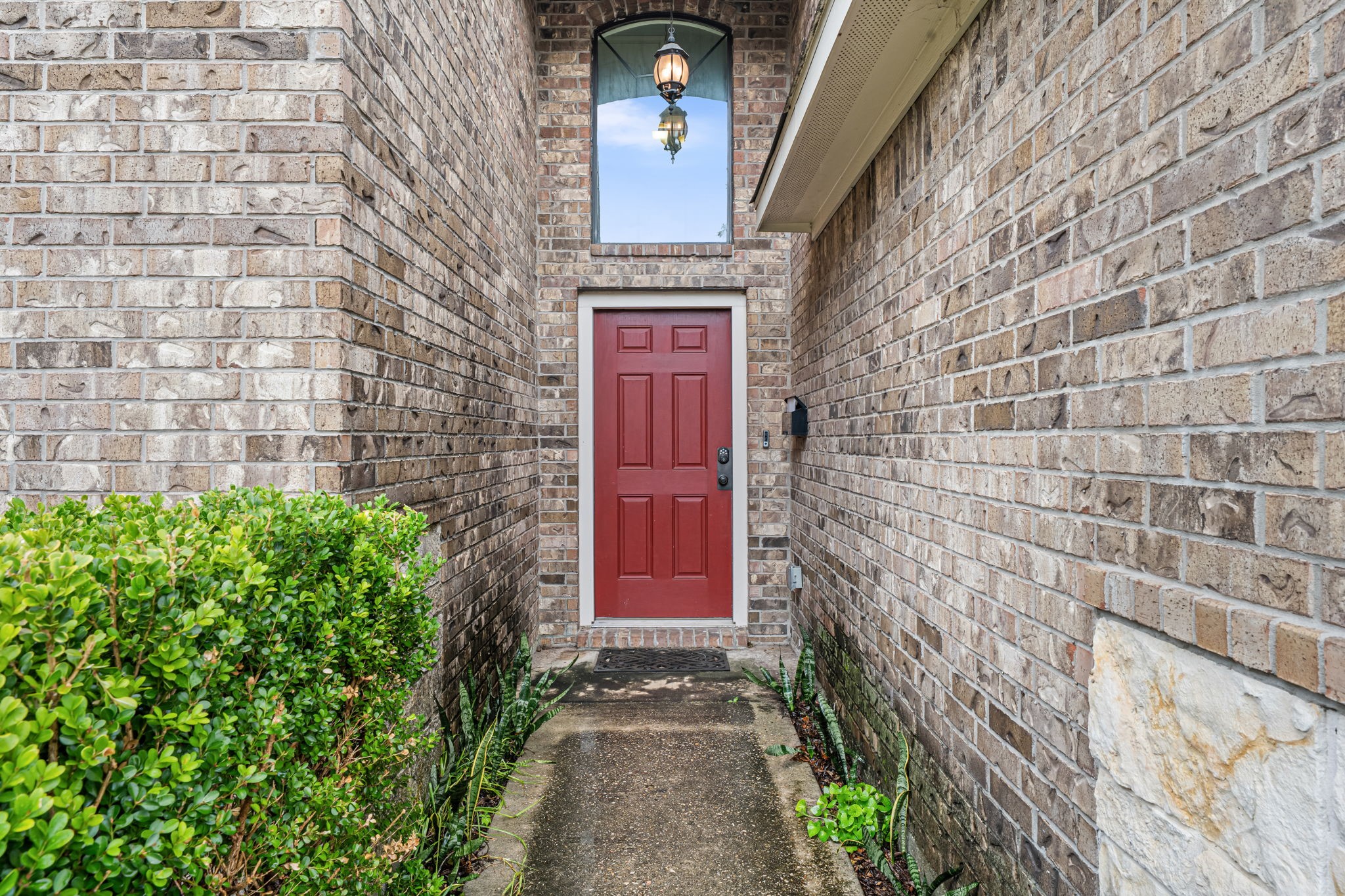 5102 Hardy Street Houston, TX 77009 - Photo 3 of 24