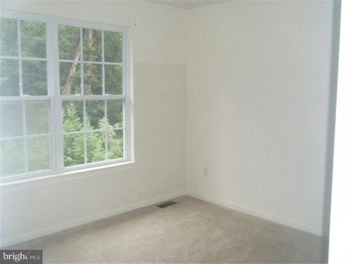 39 Riverside Road Dover, DE 19904 - Photo 12 of 13 Bedroom 4