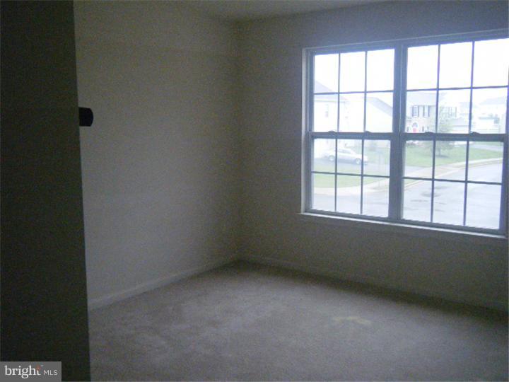 39 Riverside Road Dover, DE 19904 - Photo 10 of 13 Bedroom 2