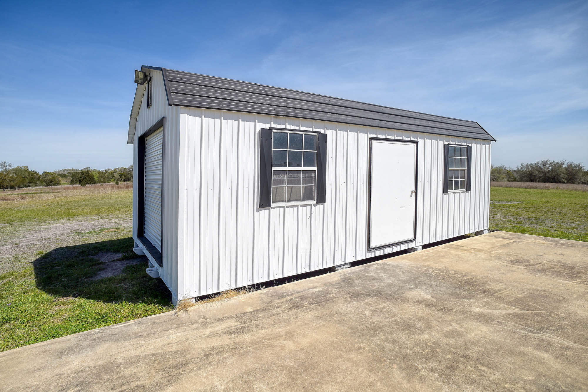 4165 Pin Oak Road Muldoon, TX 78949 - Photo 38 of 43 a view of a backyard of the ocean