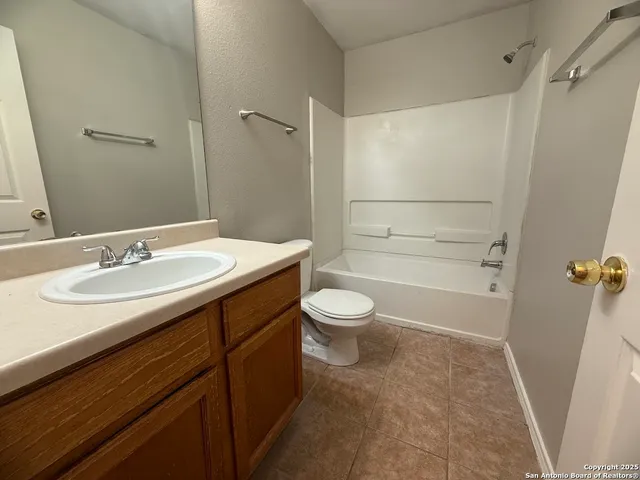 $1,095 | 5602 Golf Mist, Unit 2, San Antonio, TX 78244