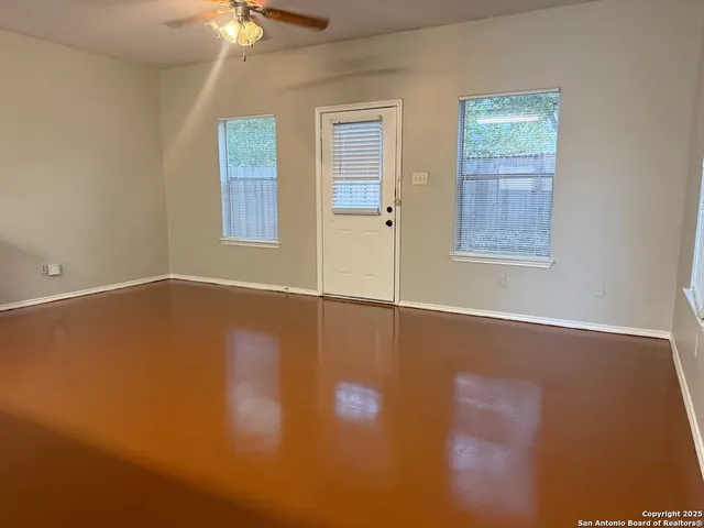 $1,095 | 5602 Golf Mist, Unit 2, San Antonio, TX 78244