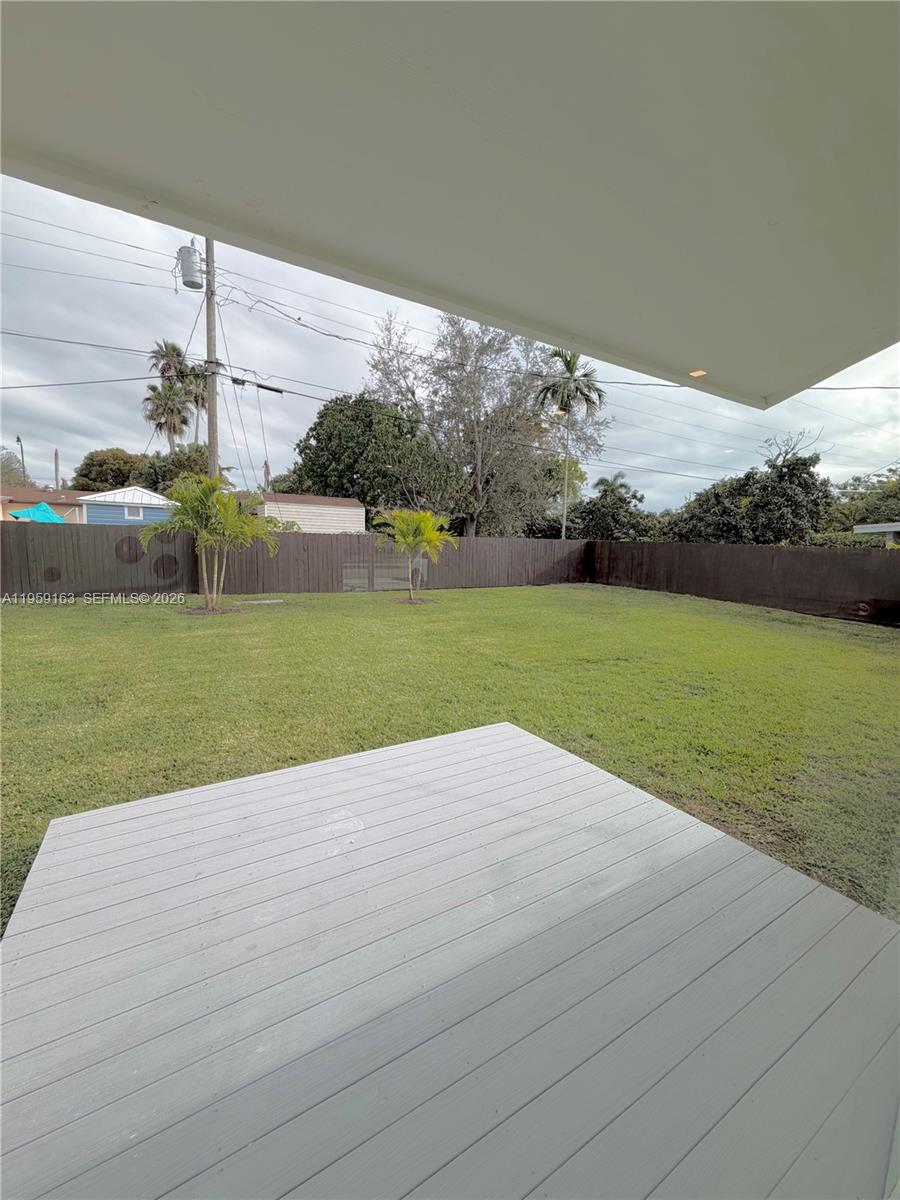 19221 Southwest 92nd Road Cutler Bay, FL 33157 - Photo 12 of 29