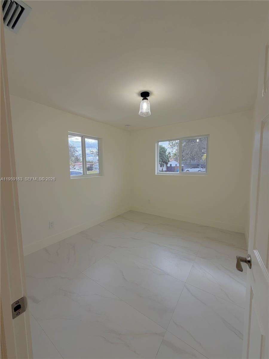 19221 Southwest 92nd Road Cutler Bay, FL 33157 - Photo 15 of 29