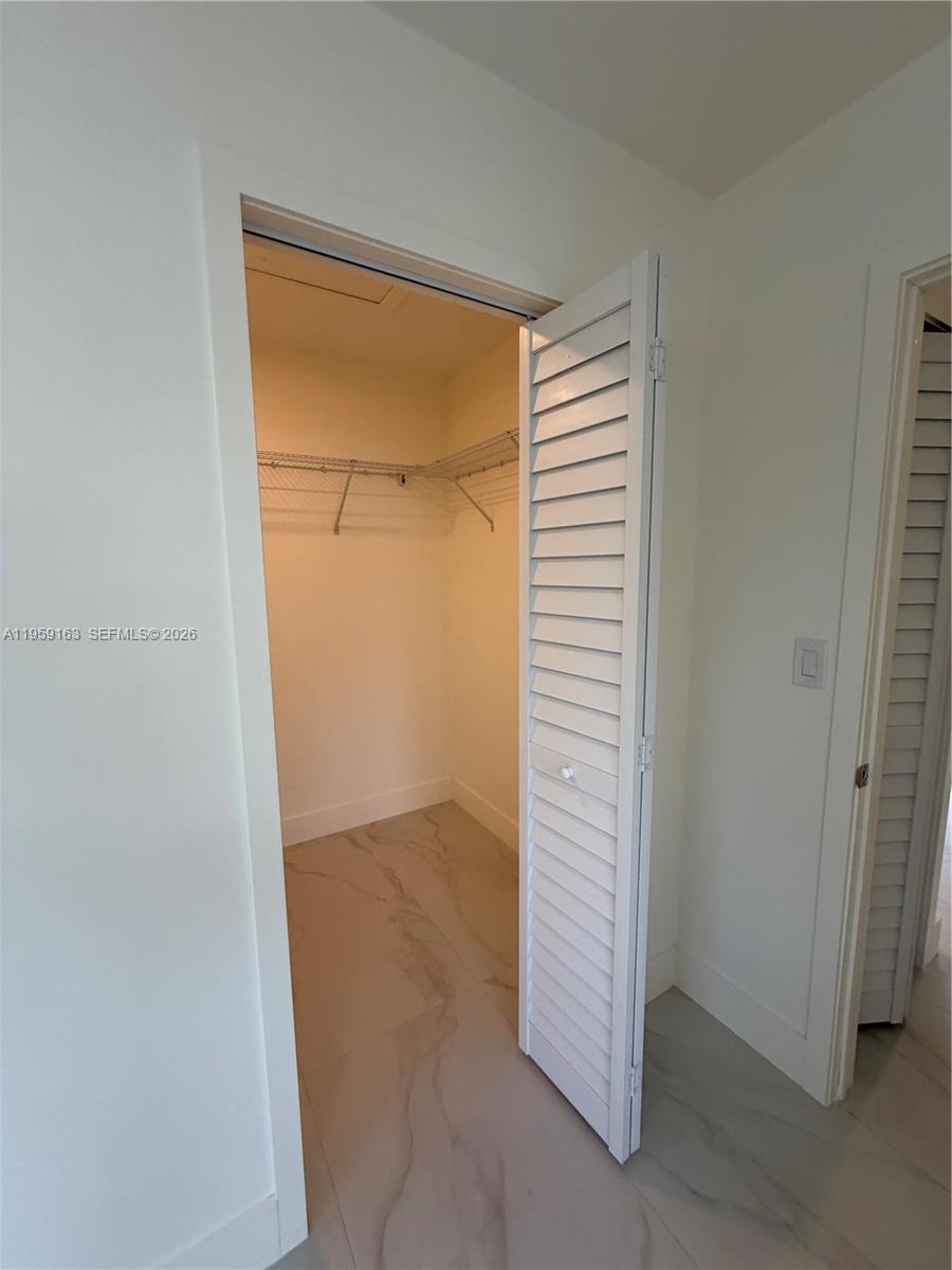 19221 Southwest 92nd Road Cutler Bay, FL 33157 - Photo 25 of 29