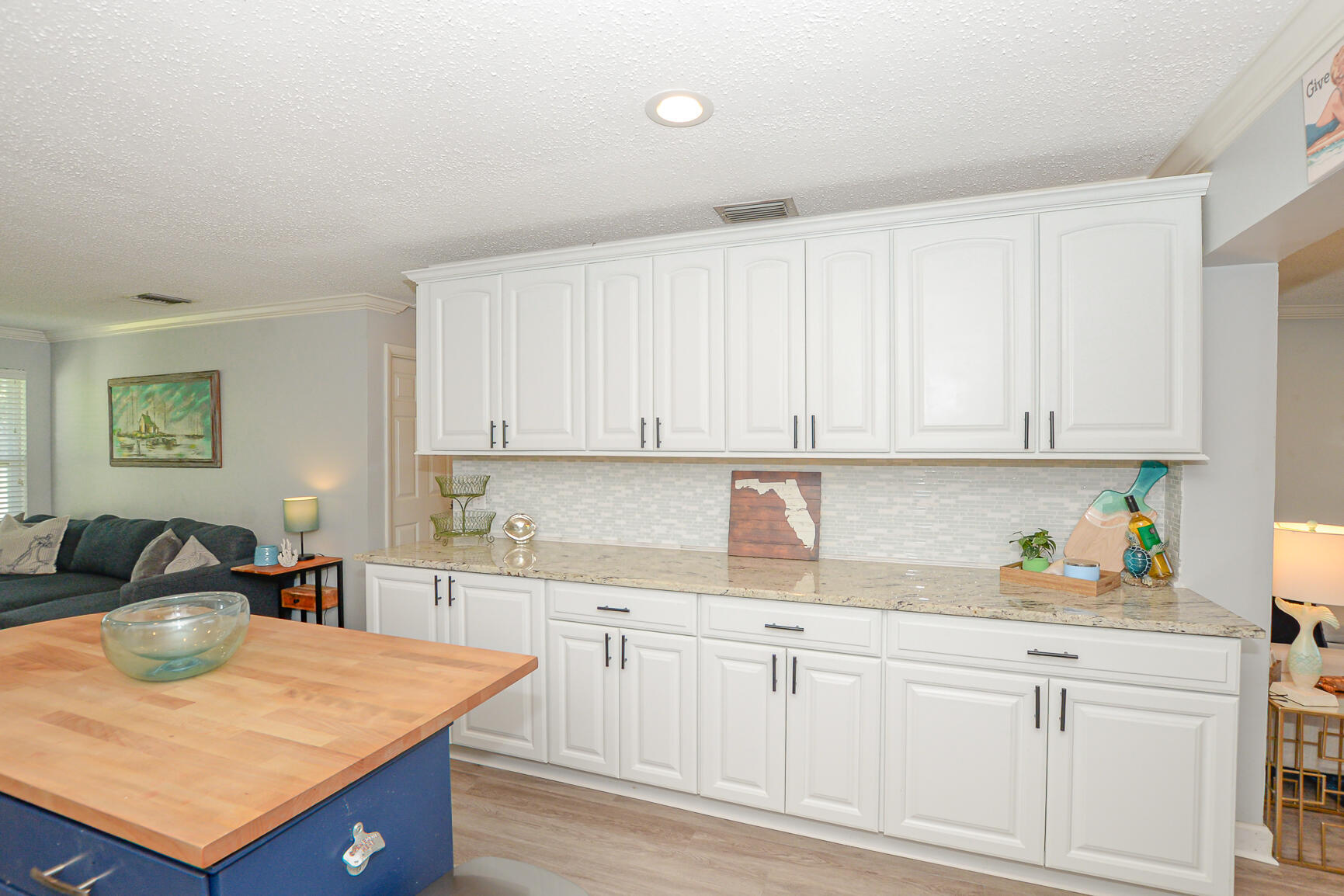 110 Southwest Hideaway Place Stuart, FL 34994 - Photo 10 of 35 LR-6997