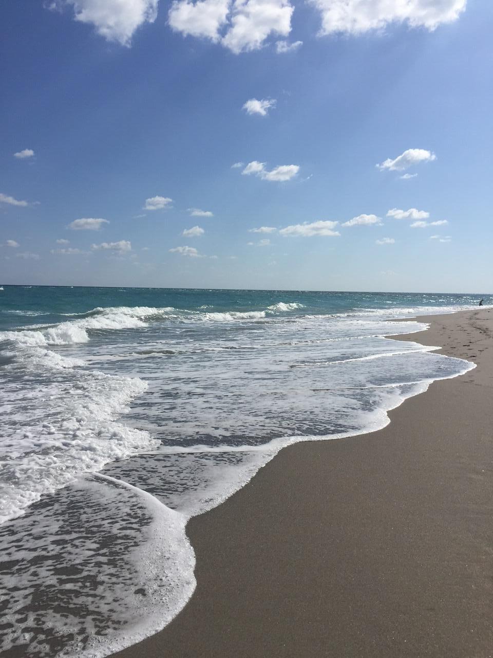 145 Beacon Lane Jupiter Inlet Colony, FL 33469 - Photo 14 of 15 a view of a water heater room