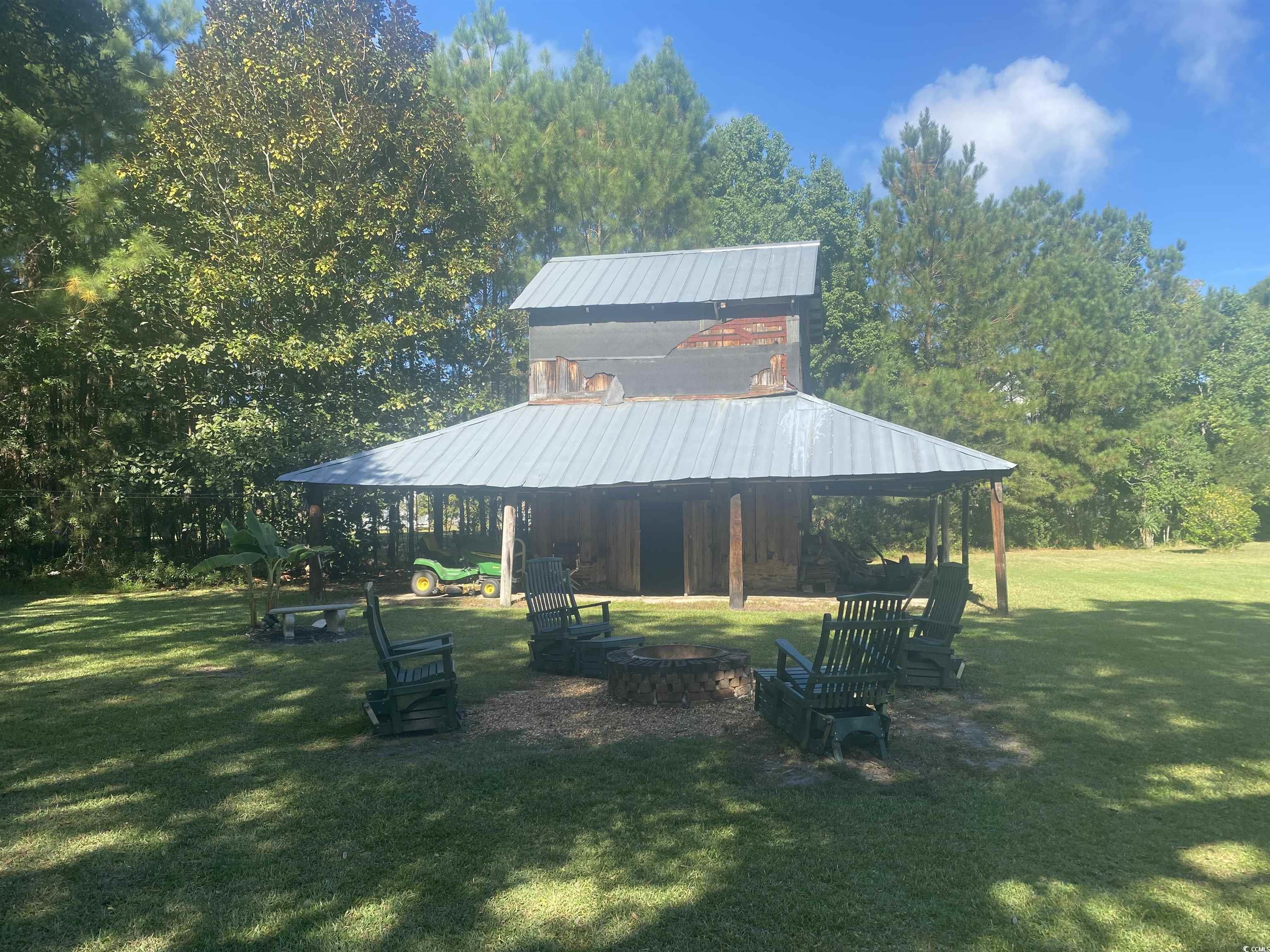 2593 Long Ave Extension Conway, SC 29526 - Photo 13 of 40 Tobacco barn