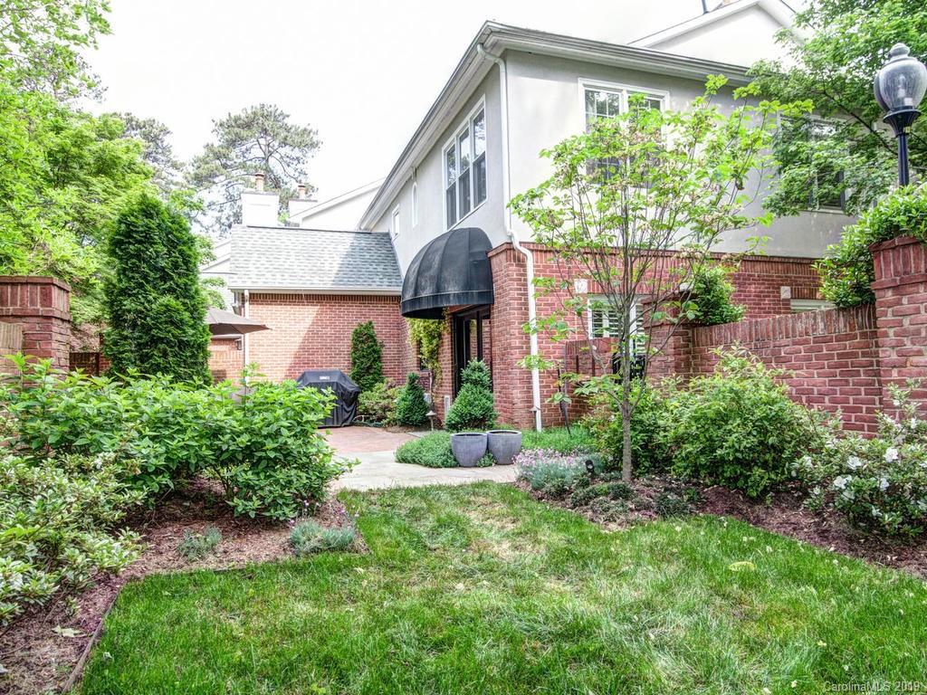 6031 Sharon Road Charlotte, NC 28210 - Photo 2 of 32 Gallery Image 2