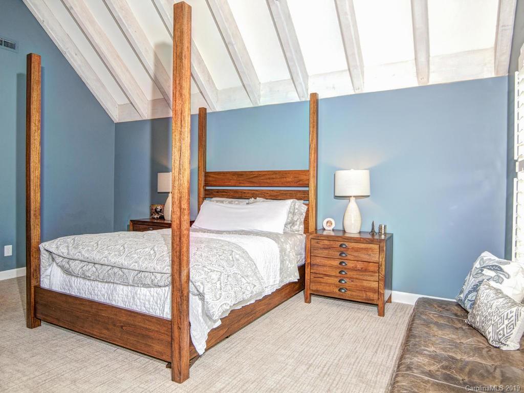 6031 Sharon Road Charlotte, NC 28210 - Photo 18 of 32 Gallery Image 18
