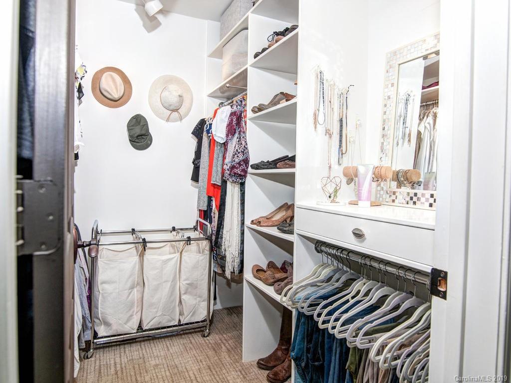 6031 Sharon Road Charlotte, NC 28210 - Photo 23 of 32 Gallery Image 23