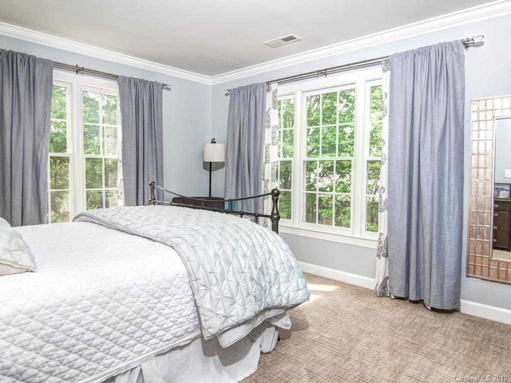 6031 Sharon Road Charlotte, NC 28210 - Photo 24 of 32 Gallery Image 24