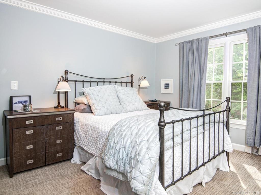 6031 Sharon Road Charlotte, NC 28210 - Photo 25 of 32 Gallery Image 25