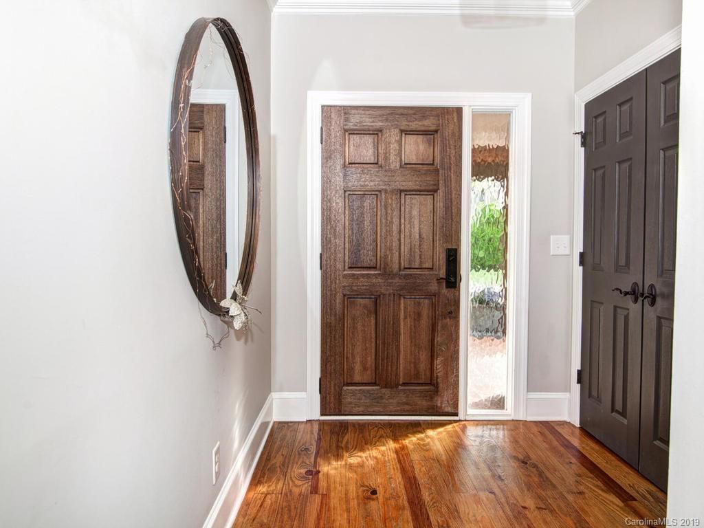 6031 Sharon Road Charlotte, NC 28210 - Photo 5 of 32 Gallery Image 5