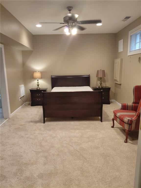 4727 Ivy Ridge Drive Southeast Atlanta, GA 30339 - Photo 29 of 35 a living room with furniture