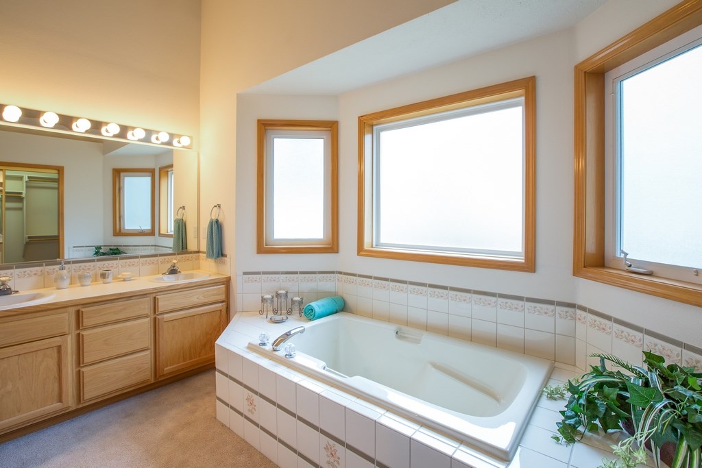 5126 North Riblet View Lane Spokane, WA 99212 - Photo 12 of 20