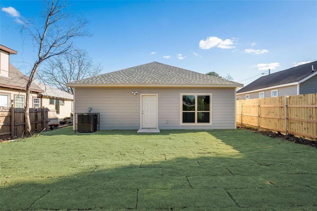 4337 Canal Street Dallas, TX 75210 - Photo 24 of 24 a view of a house with a yard