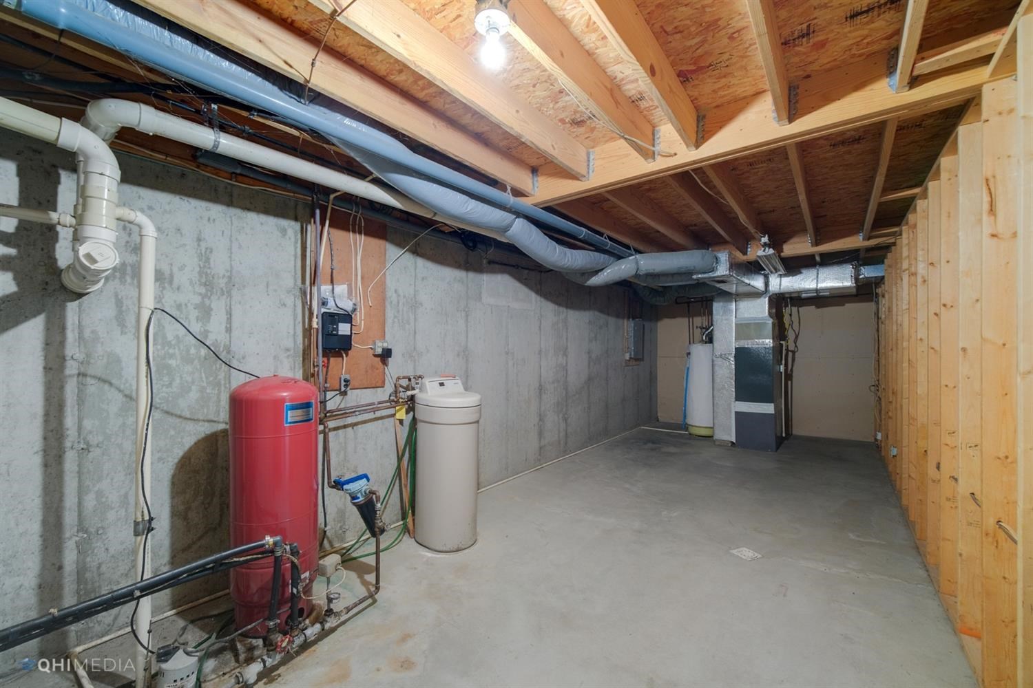 5977 East Division Road La Porte, IN 46350 - Photo 23 of 24 Gallery Image 23