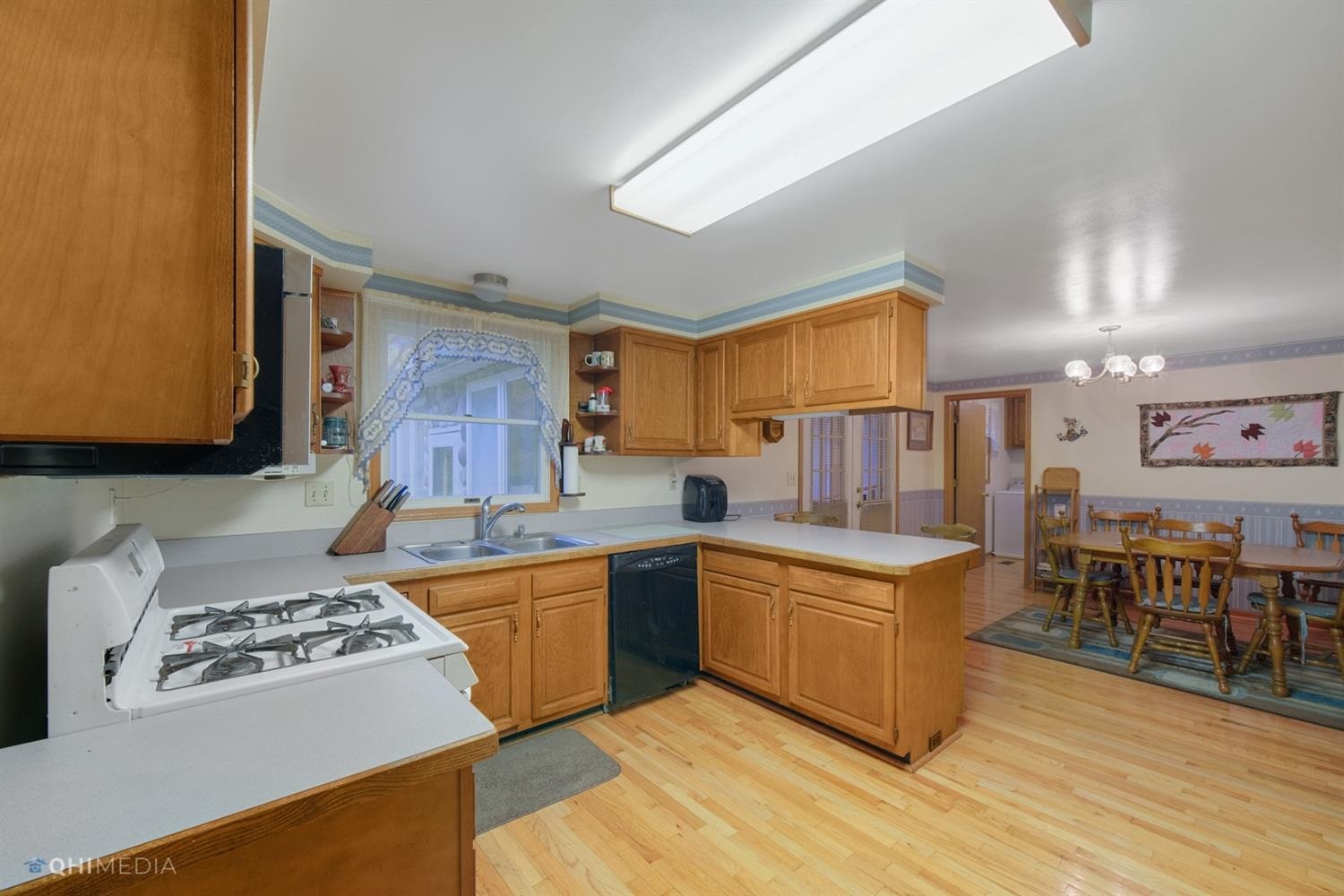 5977 East Division Road La Porte, IN 46350 - Photo 9 of 24 Gallery Image 9