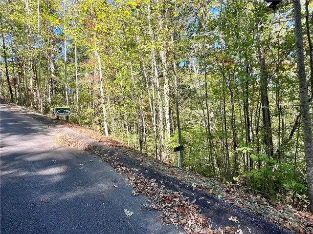 $16,000 | 124 Falcon Crest Way, Pickens, SC 29671