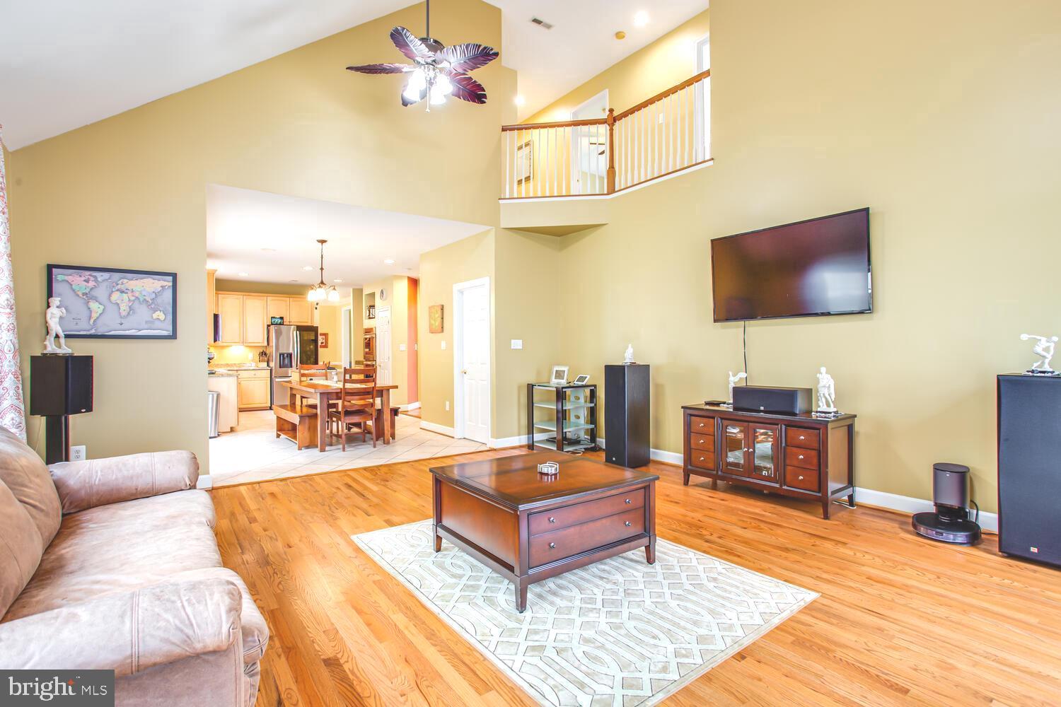 3403 Logstone Drive Triangle, VA 22172 - Photo 29 of 66 a living room with furniture and a flat screen tv