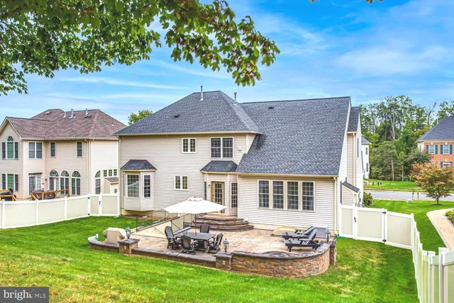 $749,999 | 3403 Logstone Drive, Triangle, VA 22172