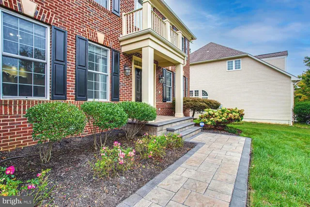 $749,999 | 3403 Logstone Drive, Triangle, VA 22172