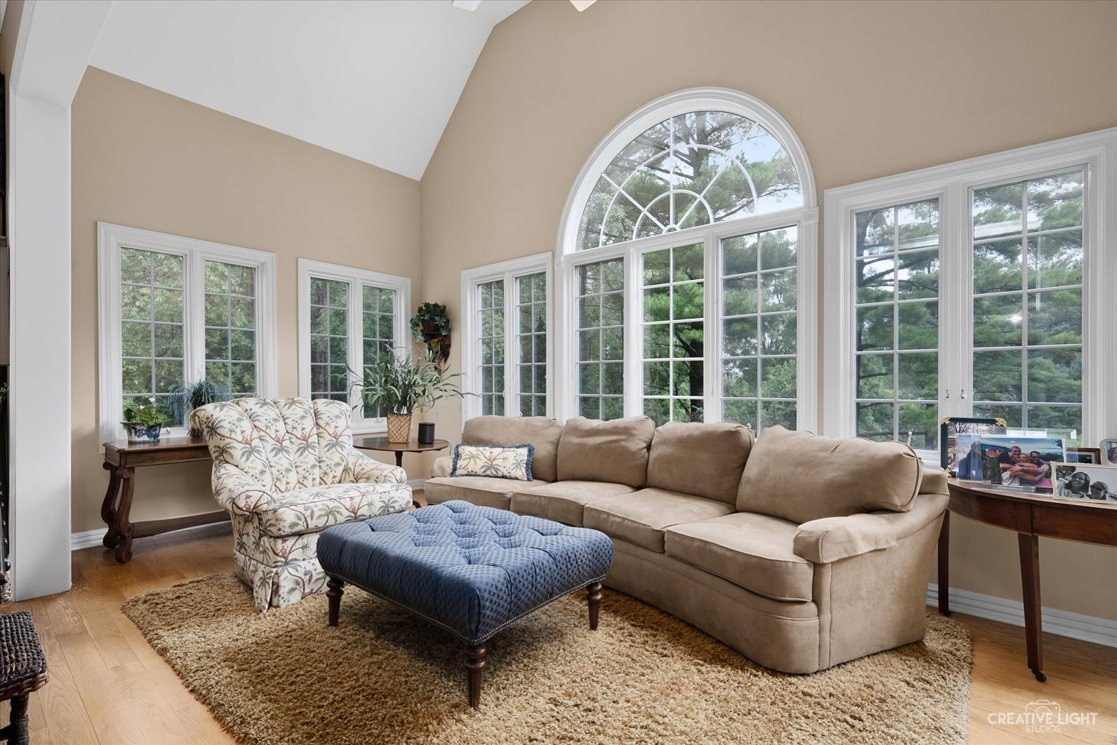3293 Oak Knoll Road Carpentersville, IL 60110 - Photo 14 of 44 a living room with furniture and a large window