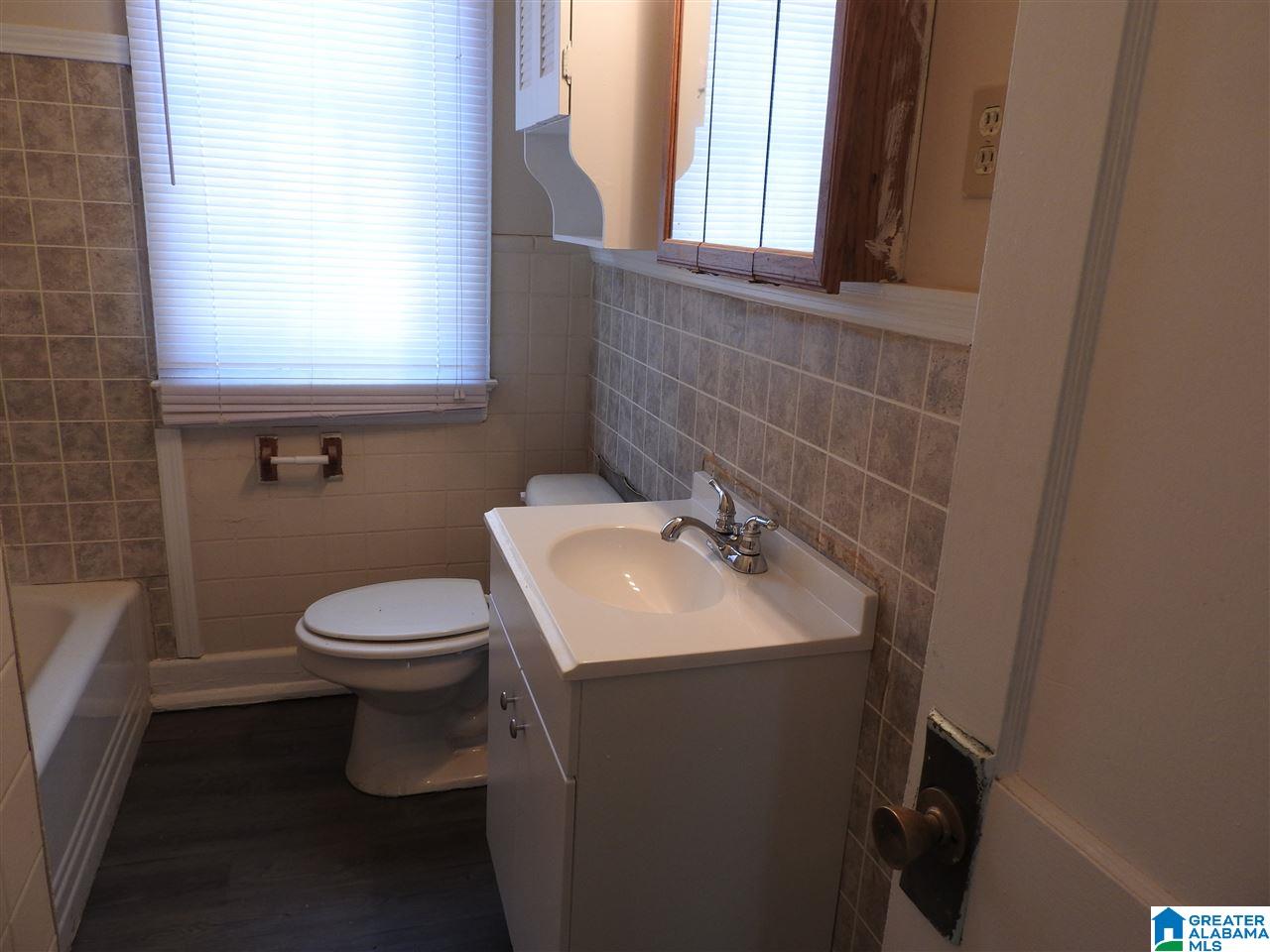 1817 34th Street Southwest Birmingham, AL 35208 - Photo 8 of 12