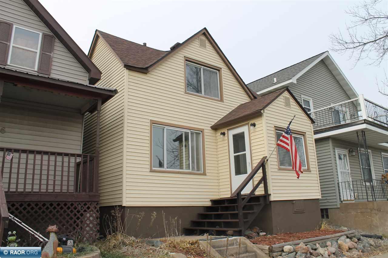 504 Broadway Gilbert, MN 55741 - Photo 1 of 26