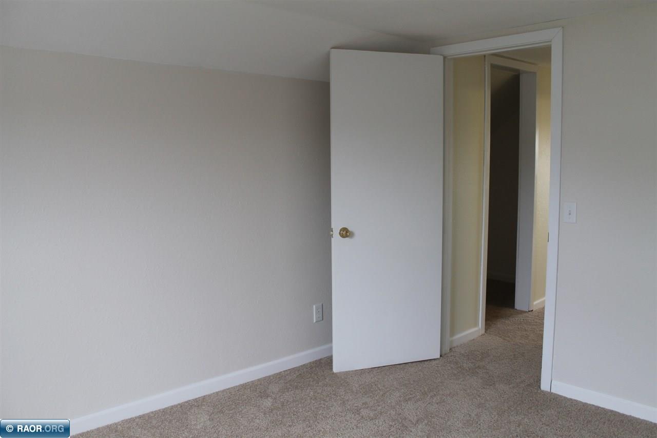 504 Broadway Gilbert, MN 55741 - Photo 13 of 26