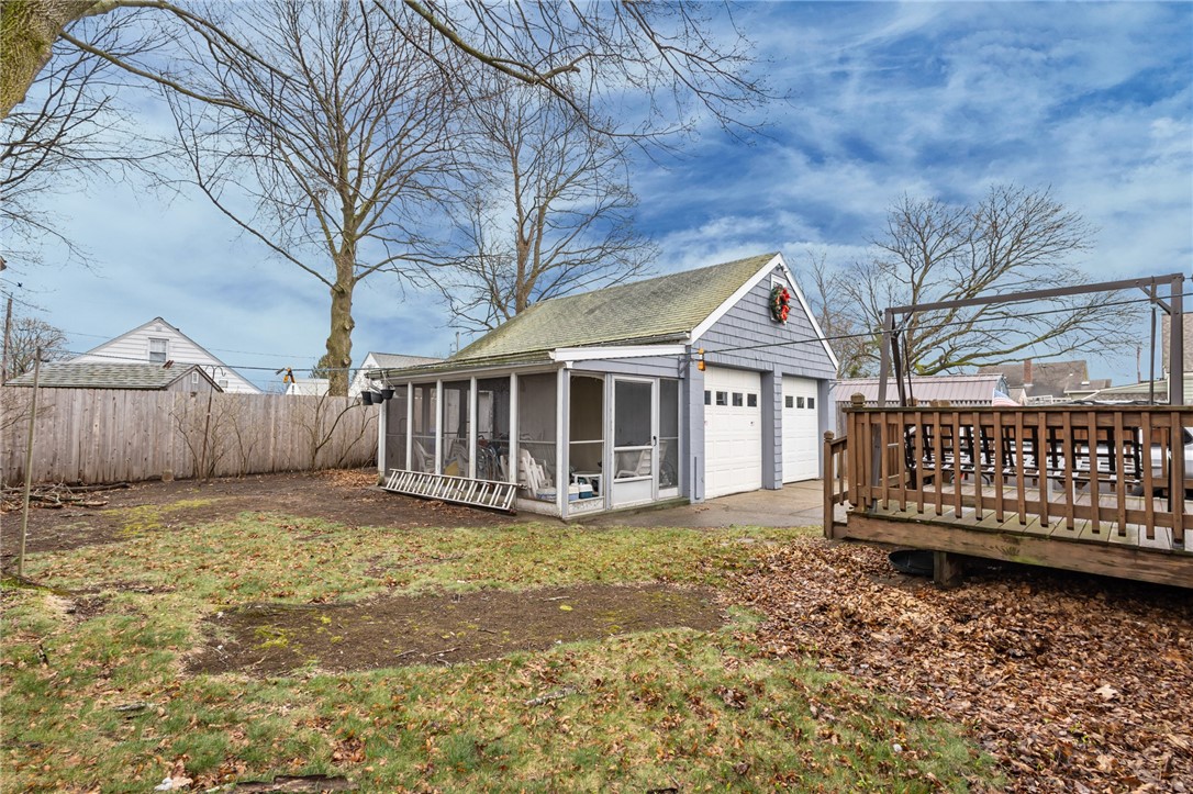 28 Corrente Avenue Pawtucket, RI 02861 - Photo 32 of 37