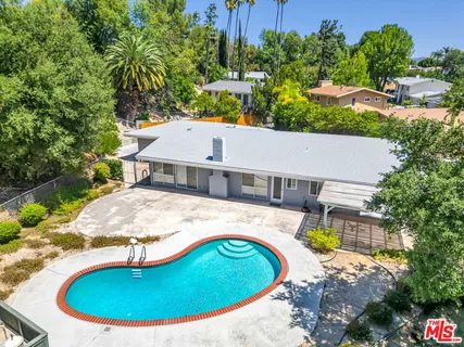 $1,295,000 | 5716 Star Lane, Woodland Hills, CA 91367