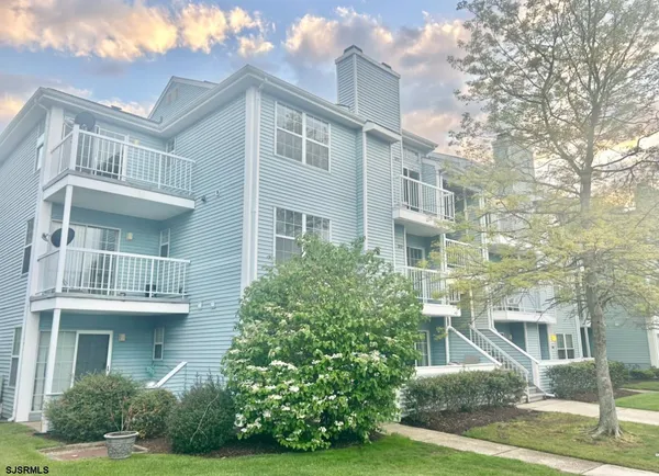 $2,200 | 272 Heather Croft, Unit 272, Egg Harbor Township, NJ 08234