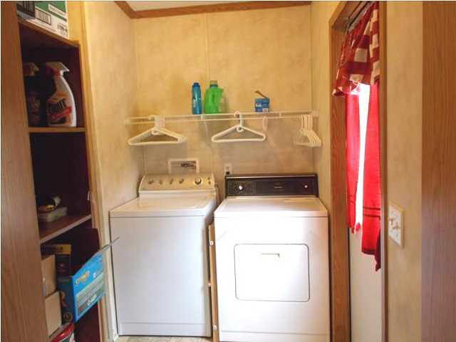 7659 Taylorville Road Tennyson, IN 47637 - Photo 14 of 26 Gallery Image 14
