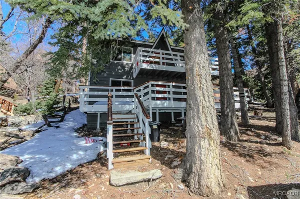 $2,000 | 43394 Bow Canyon Road, Big Bear Lake, CA 92315