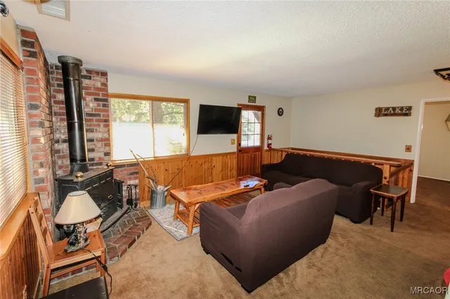 $2,000 | 43394 Bow Canyon Road, Big Bear Lake, CA 92315