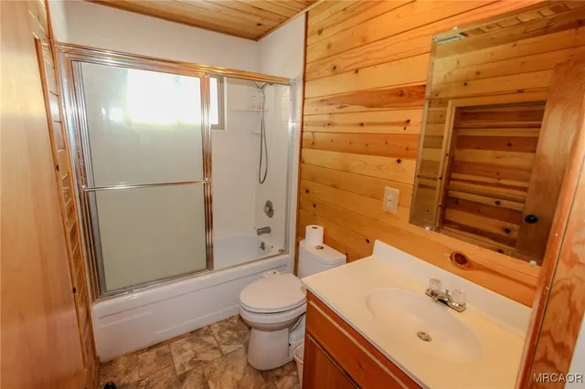 $2,000 | 43394 Bow Canyon Road, Big Bear Lake, CA 92315