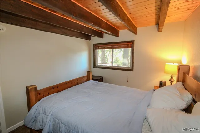 $2,000 | 43394 Bow Canyon Road, Big Bear Lake, CA 92315