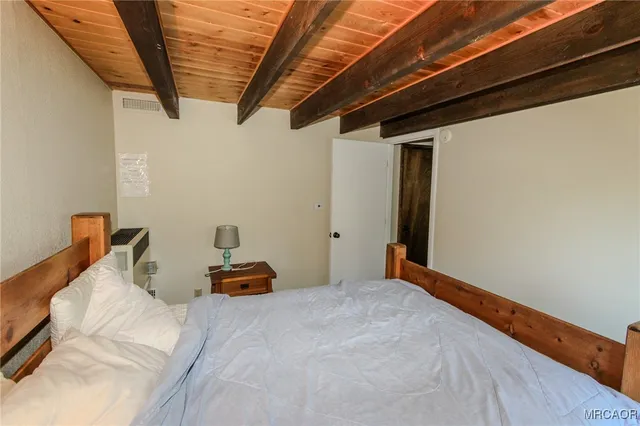 $2,000 | 43394 Bow Canyon Road, Big Bear Lake, CA 92315