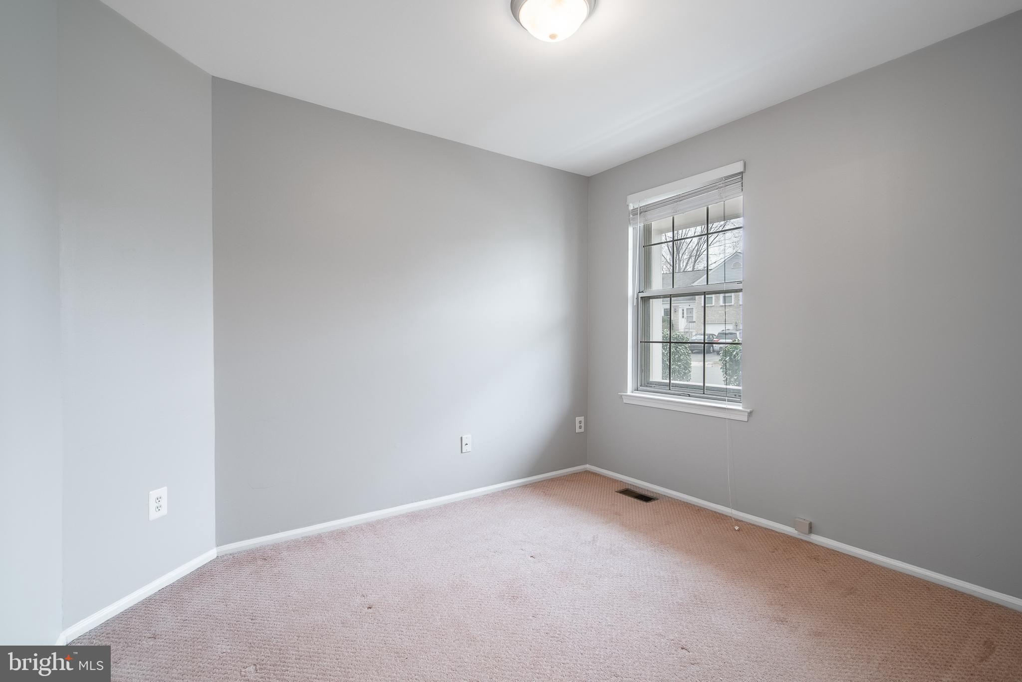 14 Braxton Drive Sterling, VA 20165 - Photo 15 of 41