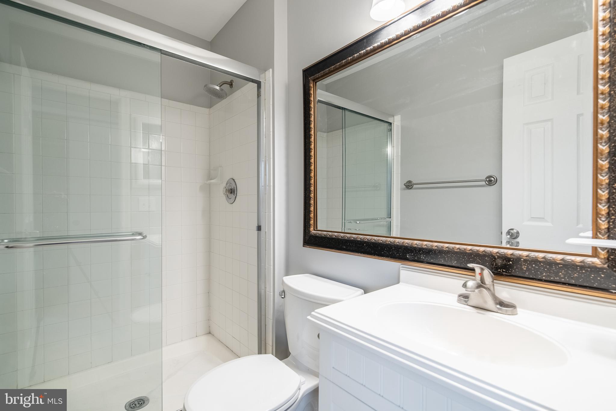 14 Braxton Drive Sterling, VA 20165 - Photo 21 of 41