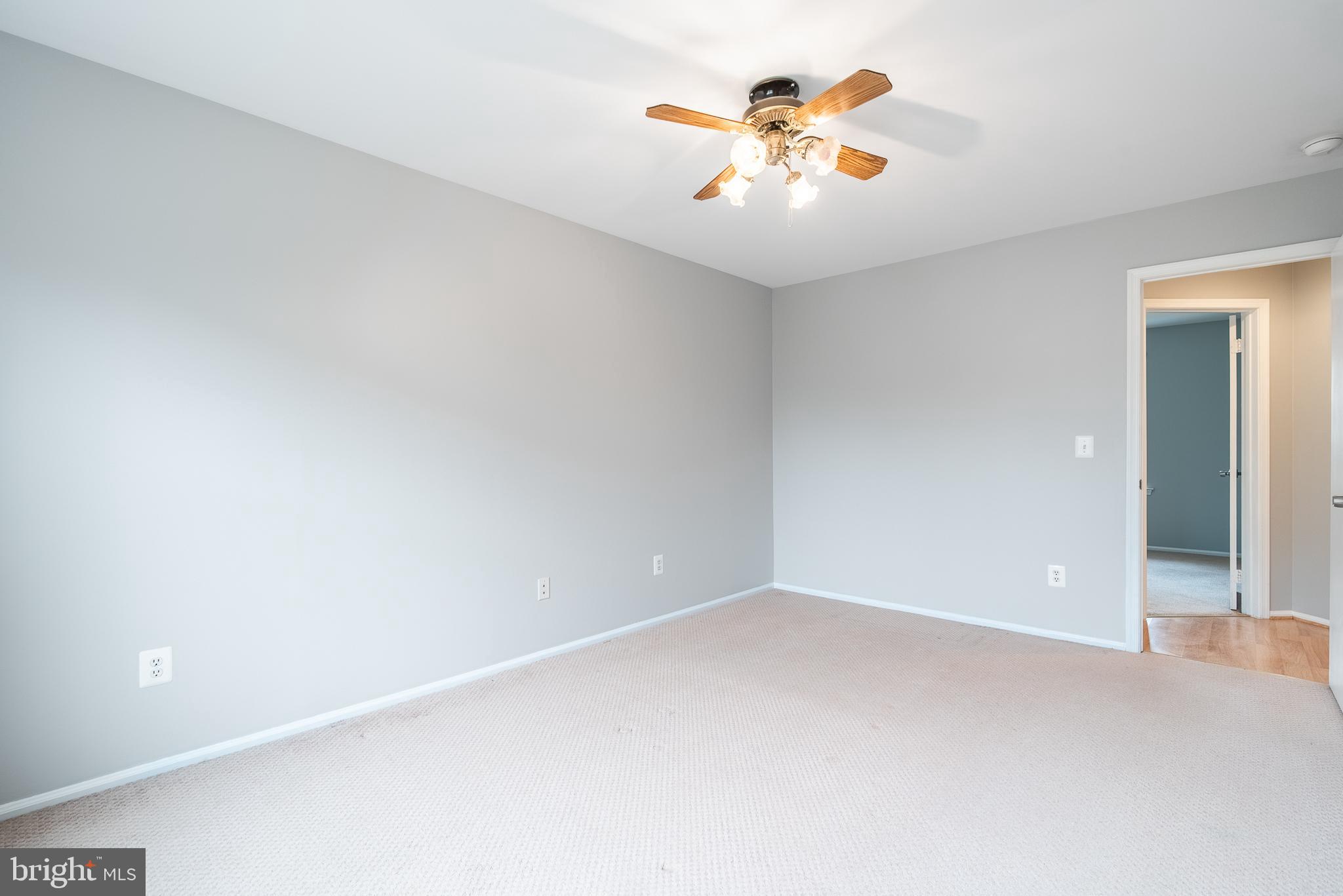 14 Braxton Drive Sterling, VA 20165 - Photo 23 of 41