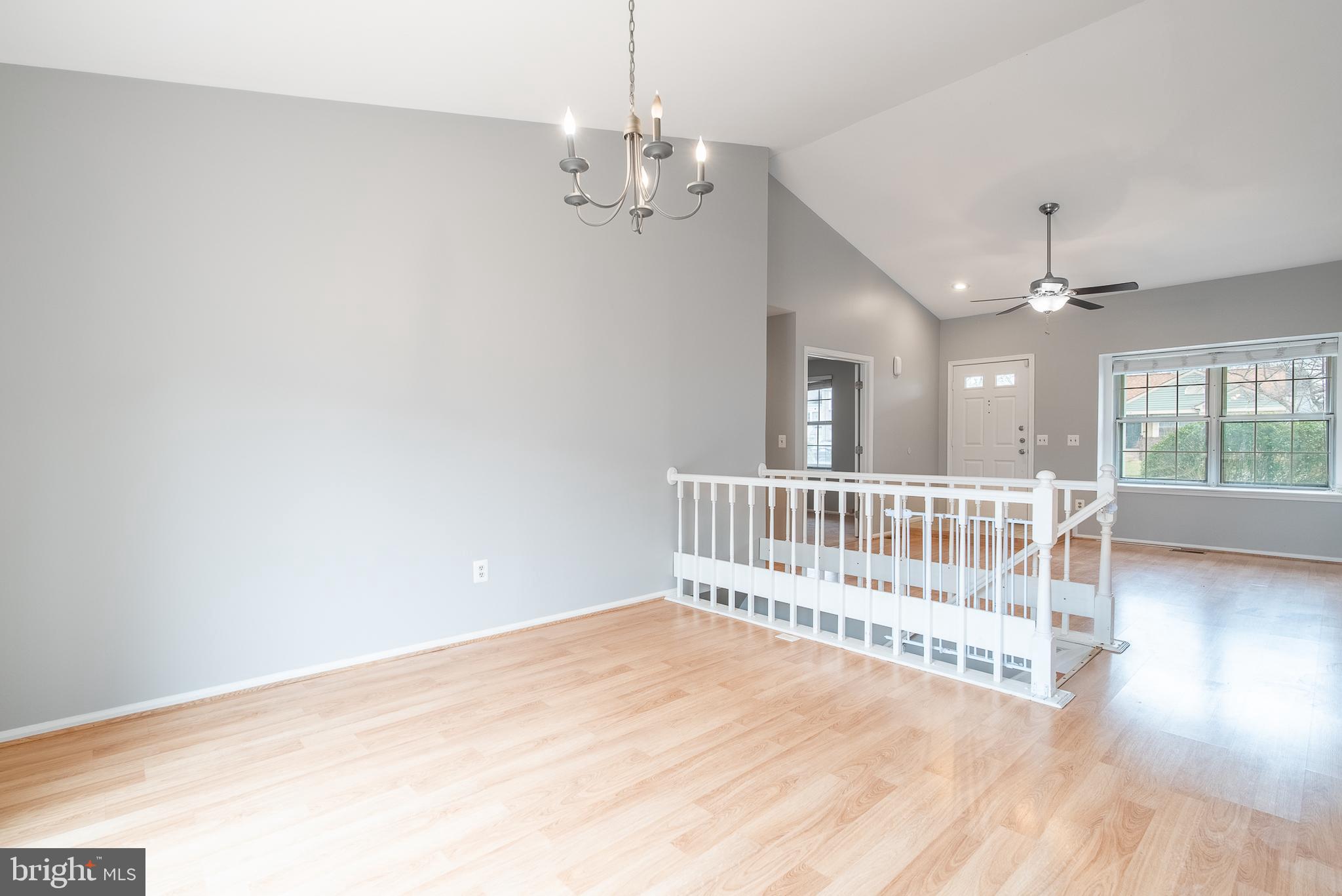 14 Braxton Drive Sterling, VA 20165 - Photo 3 of 41