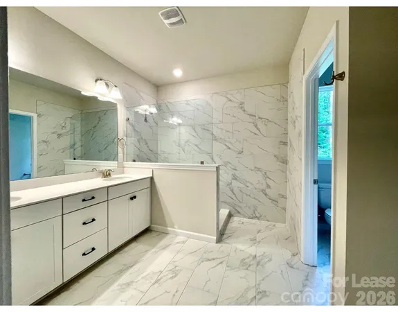 $2,650 | 8234 Merryvale Lane, Charlotte, NC 28214