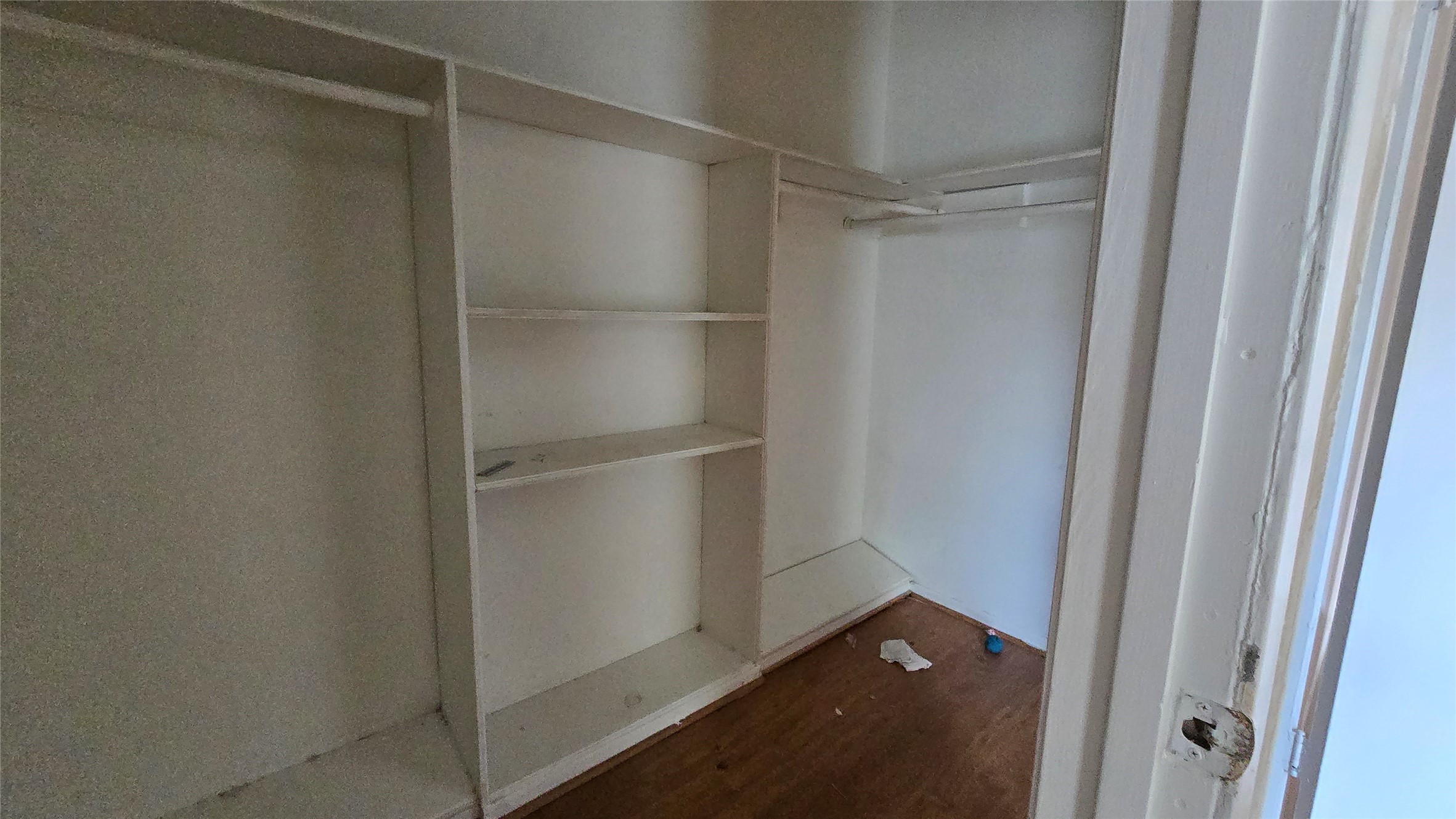 1403 Blalock Road, Unit 5 Houston, TX 77055 - Photo 12 of 14 Gallery Image 12
