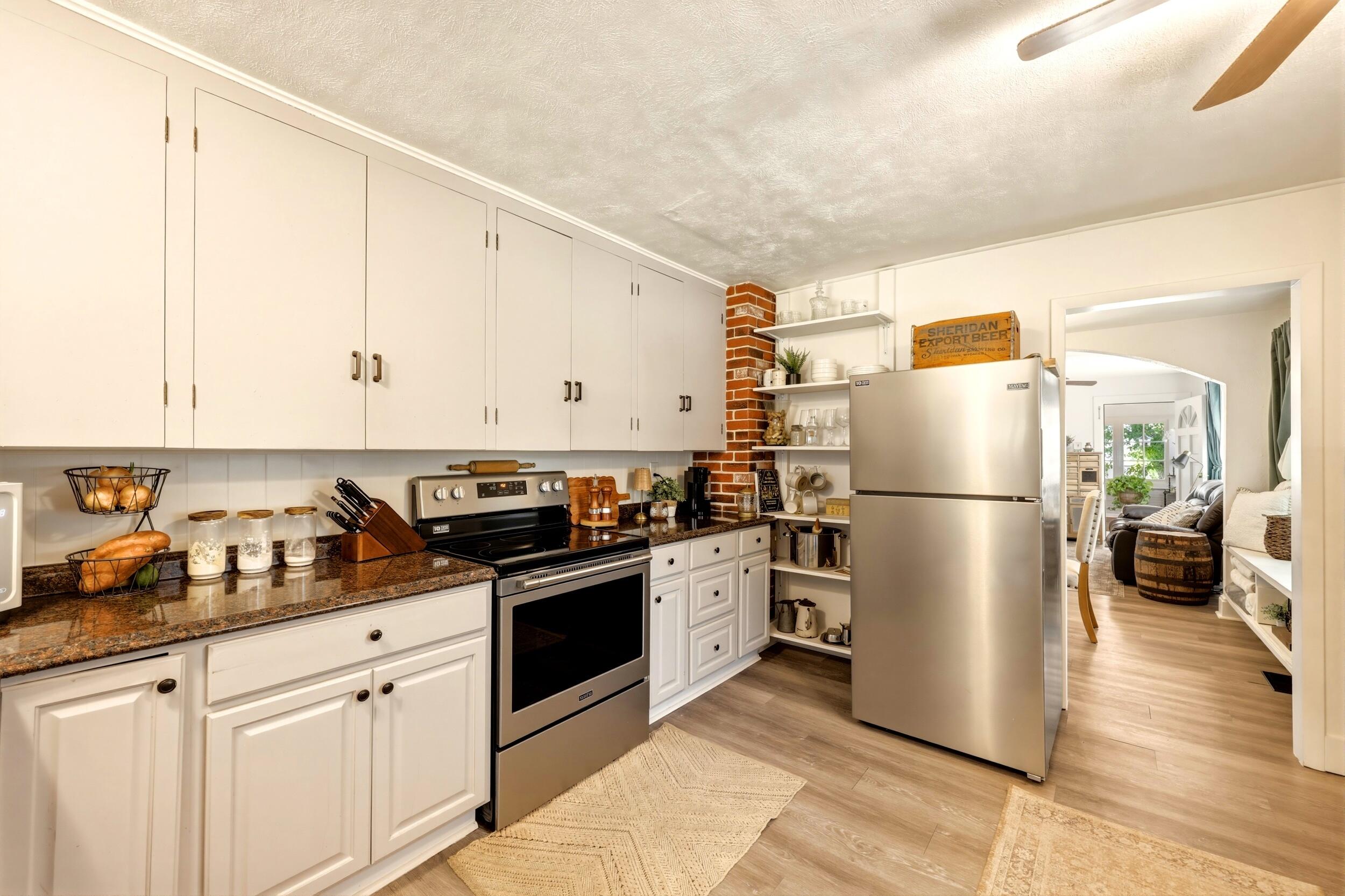 704 Delphi Avenue Sheridan, WY 82801 - Photo 10 of 47 9
