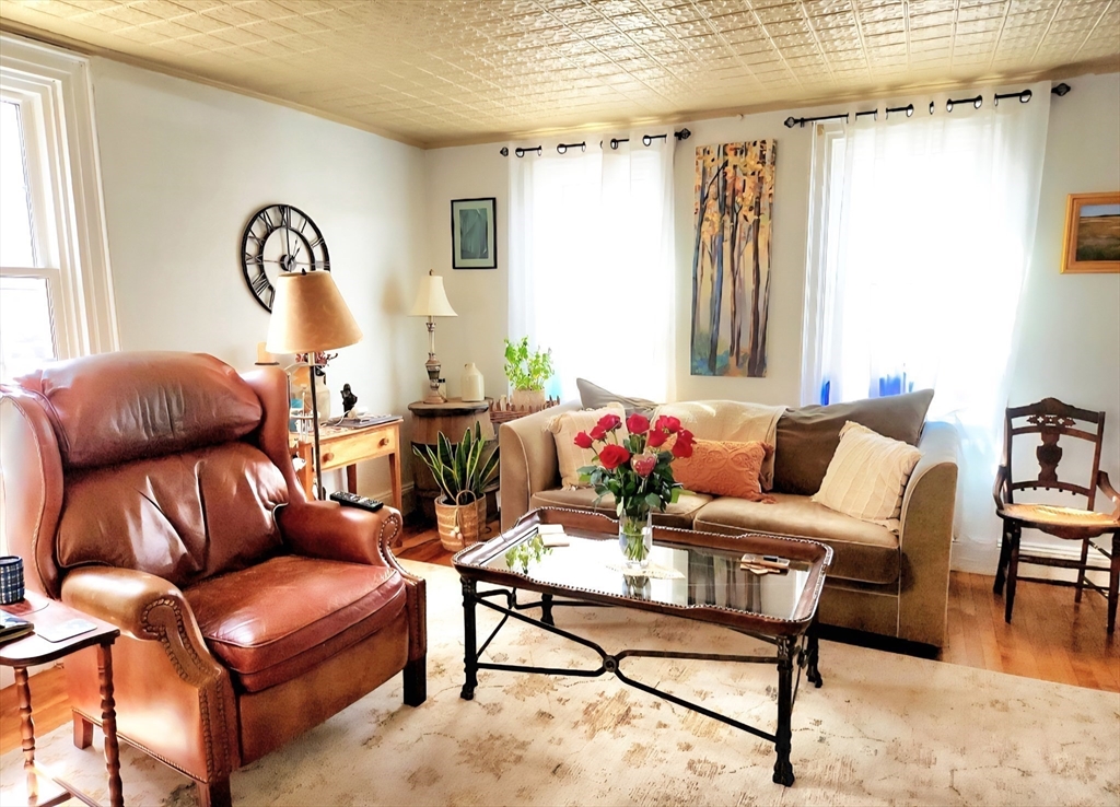 85 West Main Street Georgetown, MA 01833 - Photo 5 of 32