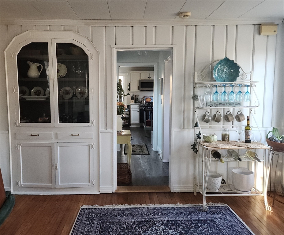 85 West Main Street Georgetown, MA 01833 - Photo 9 of 40